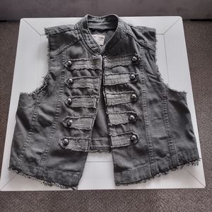 We The Free Vest Green Large